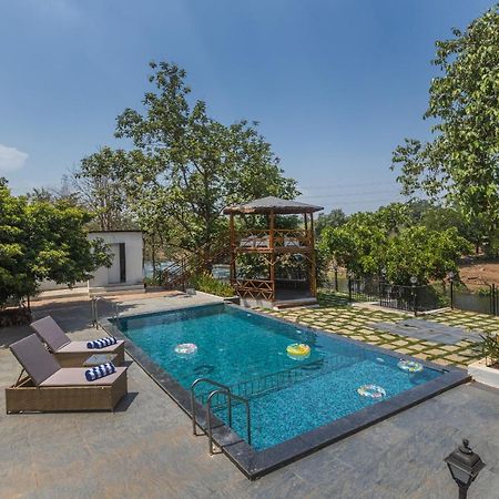 Saffronstays Riverfront Manor, 5-Bdr Pool Villa By Pej River คาร์จัต ภายนอก รูปภาพ