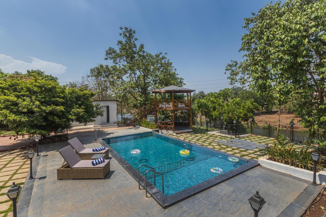 Saffronstays Riverfront Manor, 5-Bdr Pool Villa By Pej River คาร์จัต ภายนอก รูปภาพ